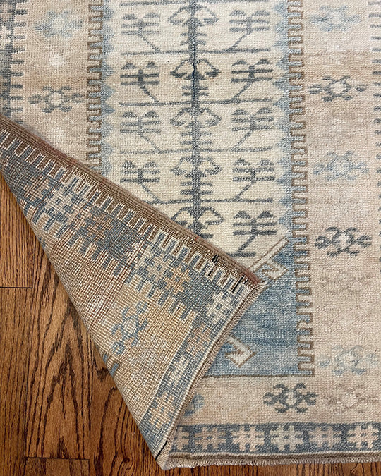 Lilly - Clements Fine Rugs