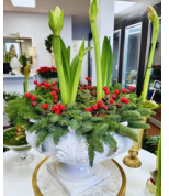 Vinci Centerpiece, Acanthus Leaf Decor, Medium - Clements Fine Rugs