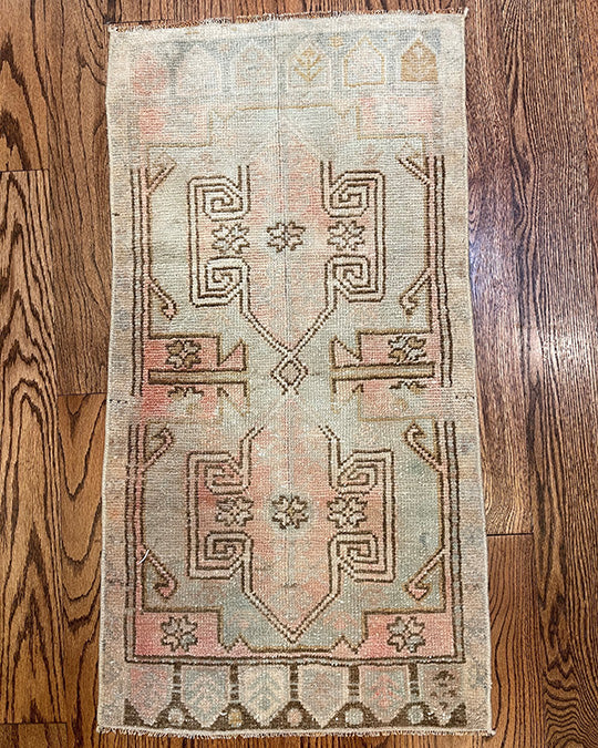 Kayton - Clements Fine Rugs 