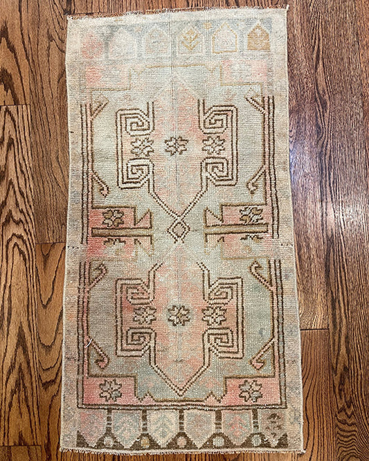 Kayton - Clements Fine Rugs 