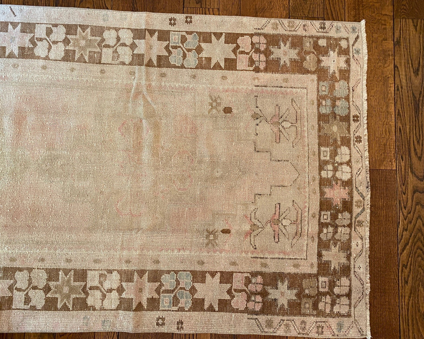 Seymour - Clements Fine Rugs 