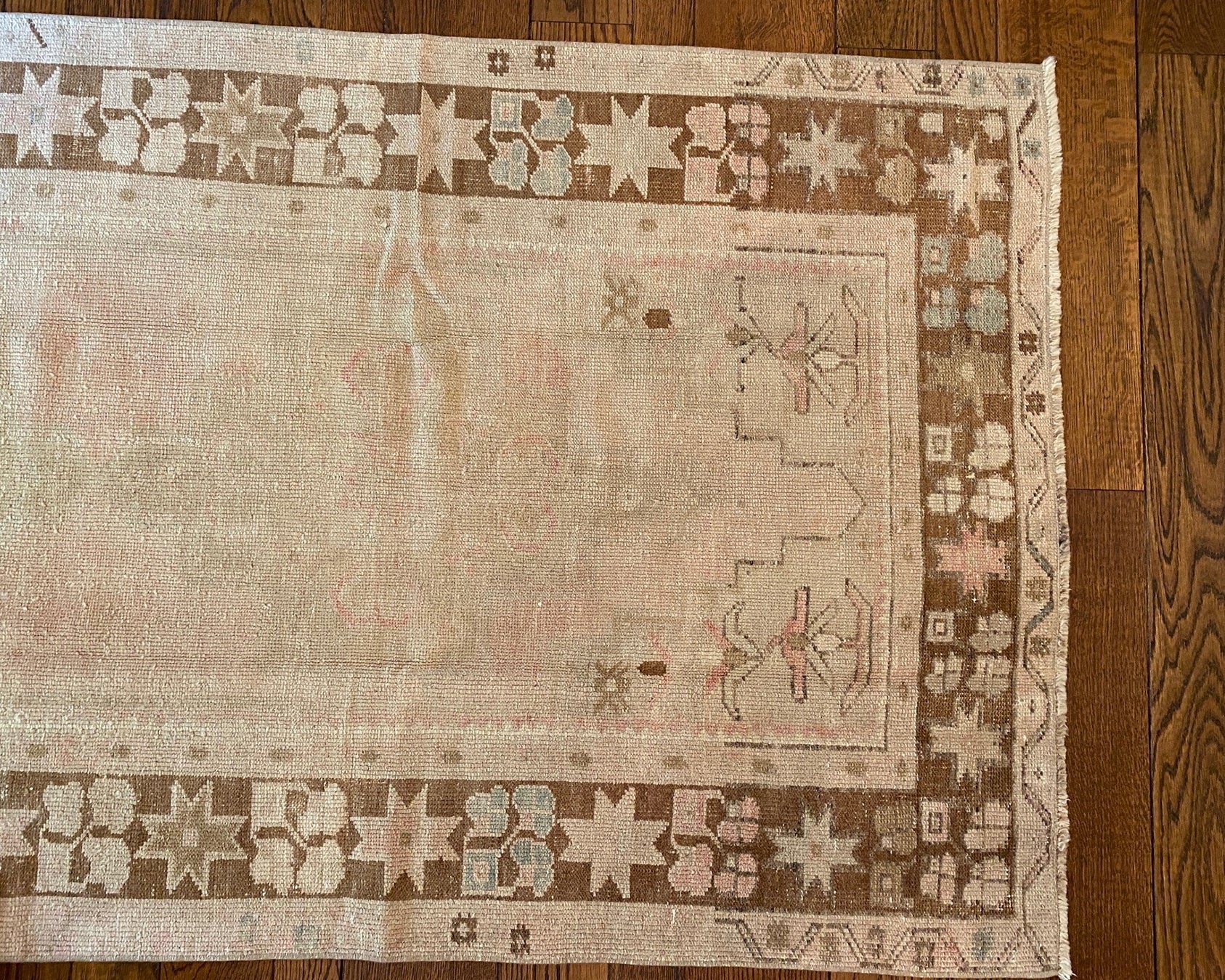 Seymour - Clements Fine Rugs 